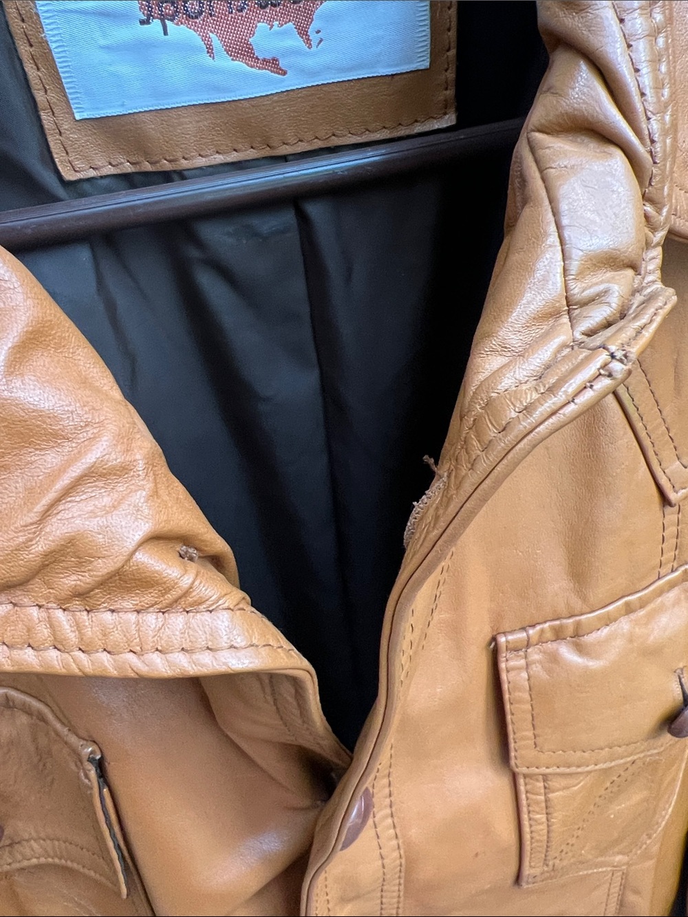 Vintage Style Tan Leather Button-Front Jacket - Picture 3 of 6